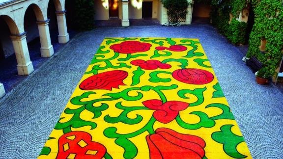 Thomas Weil, BLOOM IN, Wittelsbacher Schloss Friedberg 2008, Foto: Wolfram Grzabka